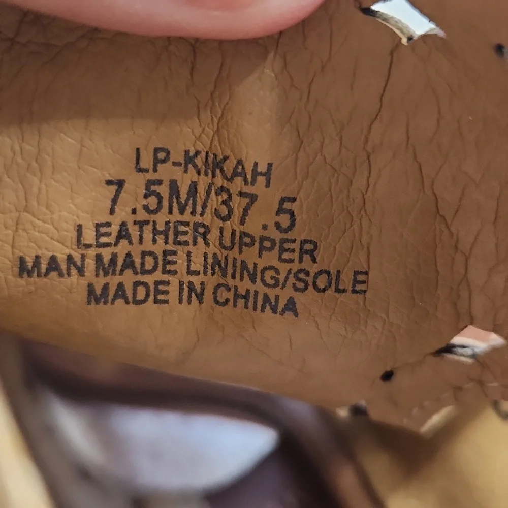 7.5 Lucky Brand Shoes - Picture 4 of 5